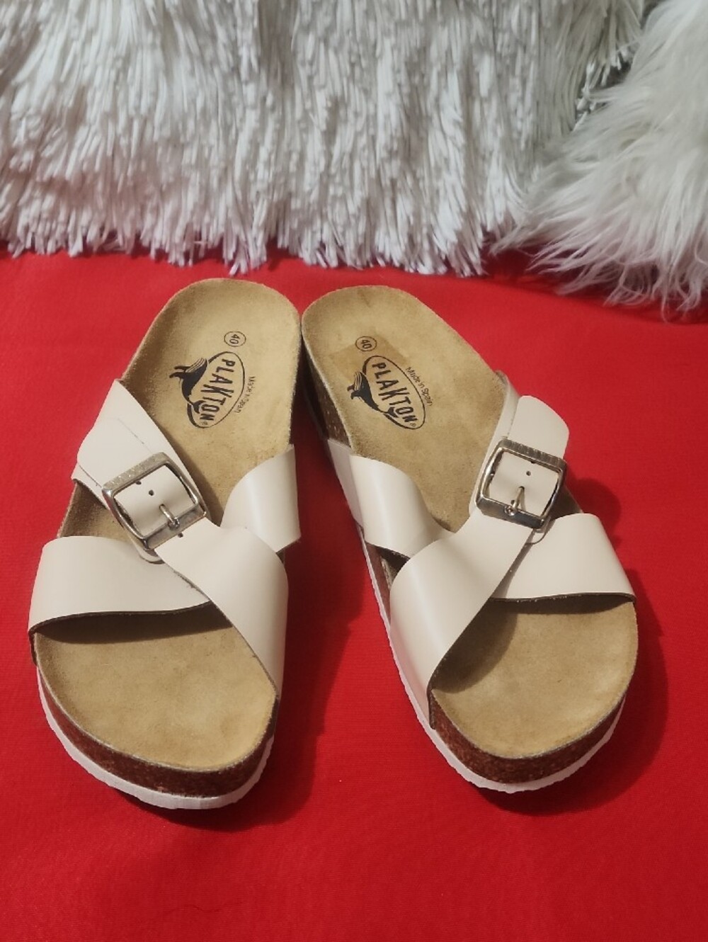 Plakton Women's Crisscross Buckle Sandals in Blush